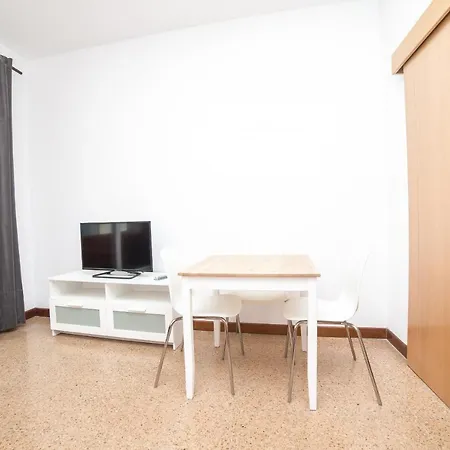 Apartment Rosamar A Metros De La Playa Wifi Gratis 305 By Lightbooking Las Palmas de Gran Canaria